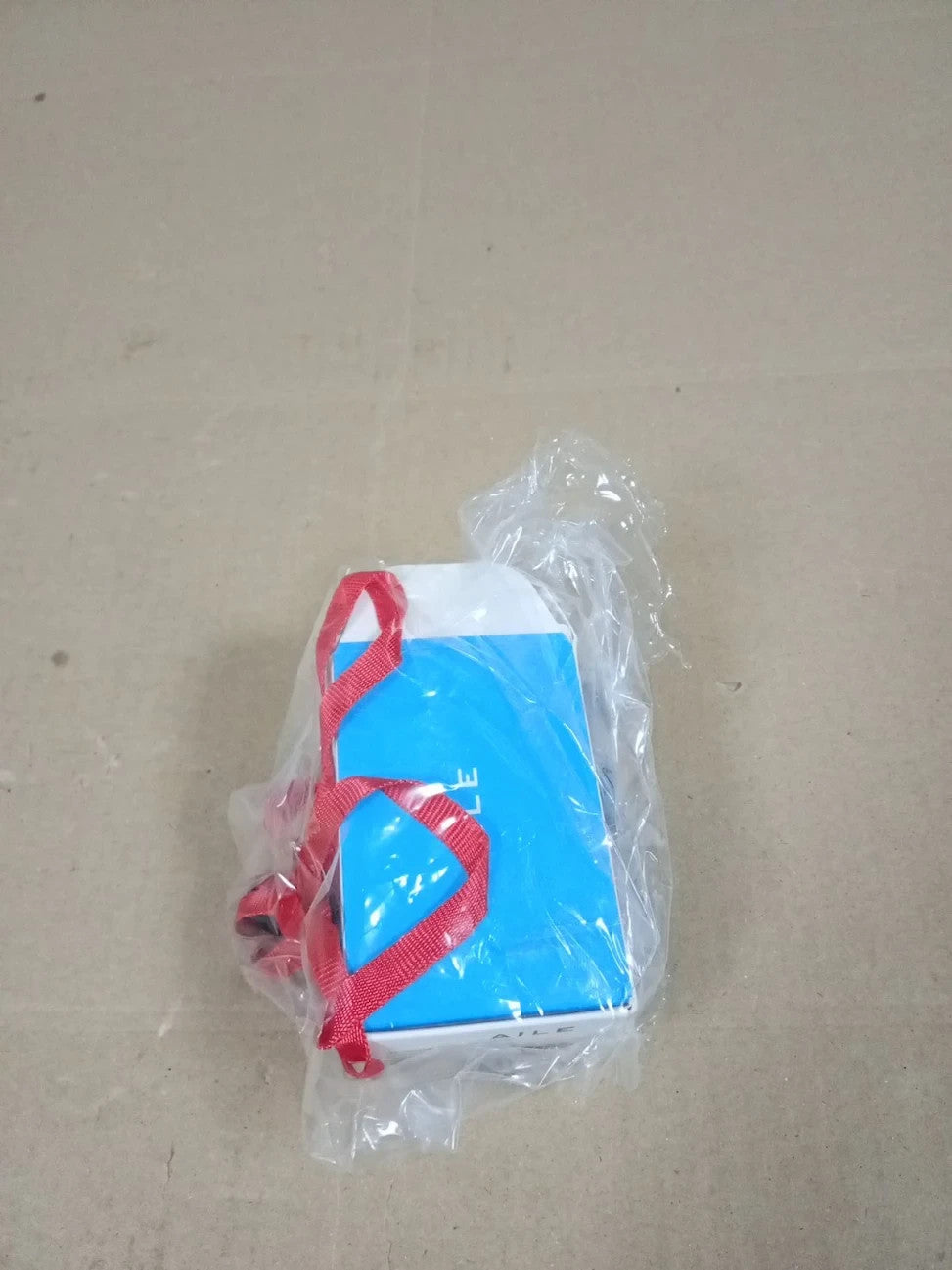 AILE Pulse Oximeter Oxygen Meter Adults Accurate Fast Easy Larger Red Screen