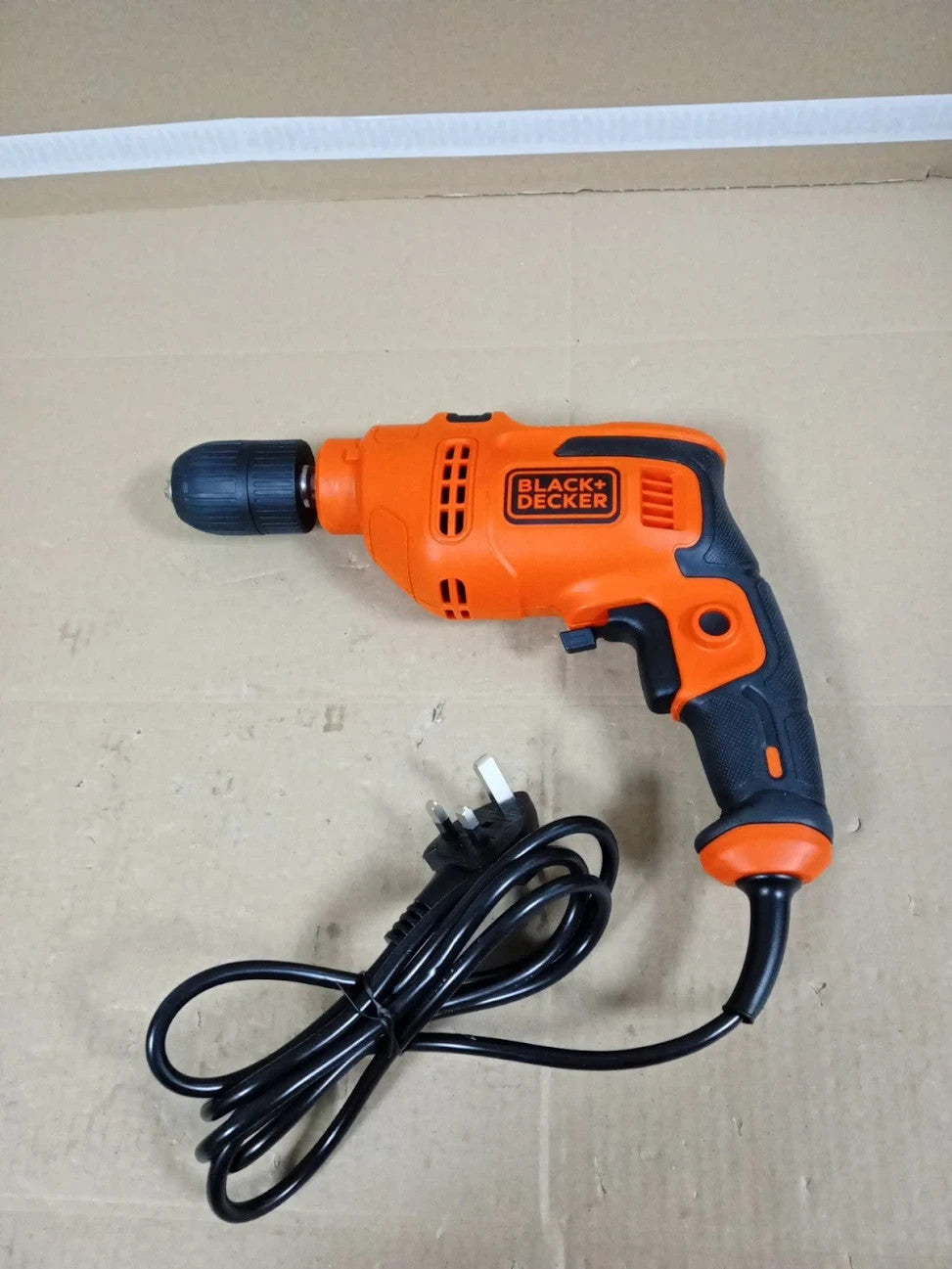 Black+Decker 500W Electric Hammer Drill Powerful 049300 BPM Masonry Concrete