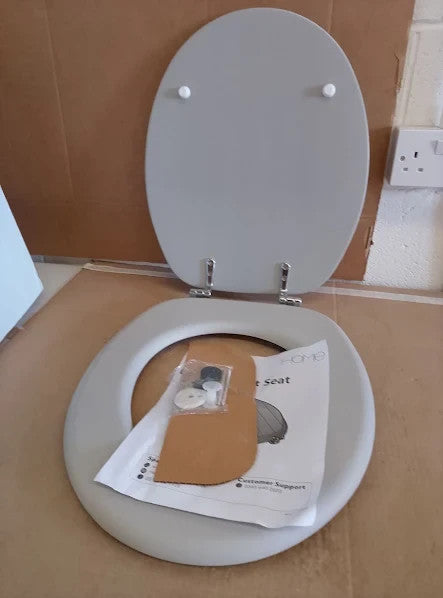 Argos Home Tongue Groove Toilet Seat Grey Adjustable Hinges 45x37.3x5.3cm New
