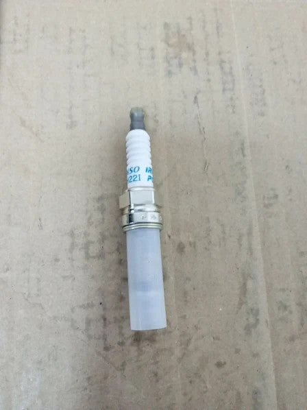 Denso IXUH22I Spark Plug Iridium 1.25mm Nickel Quality Bond Structural New