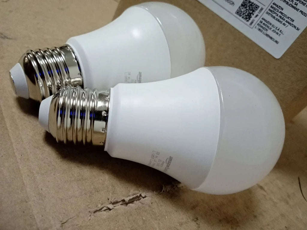 Amazon Basics LED E27 Edison Screw Bulb 10W Cool White 2 Pieces Non Dimmable New