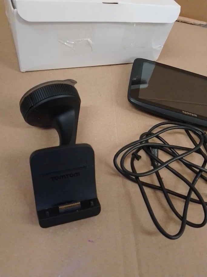 TomTom Car Sat Nav GO Navigator 6in Real Time Traffic Information Speed Cam New