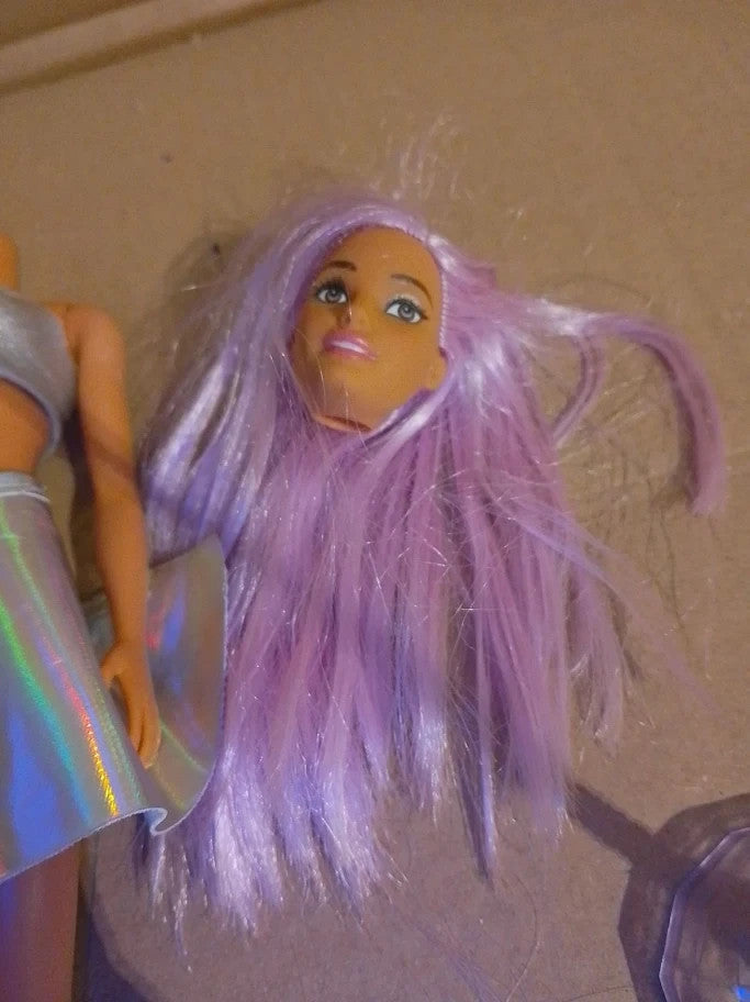 Barbie Pop Star Doll Dressed In Iridescent Skirt Microphone Pink Hair 3+
