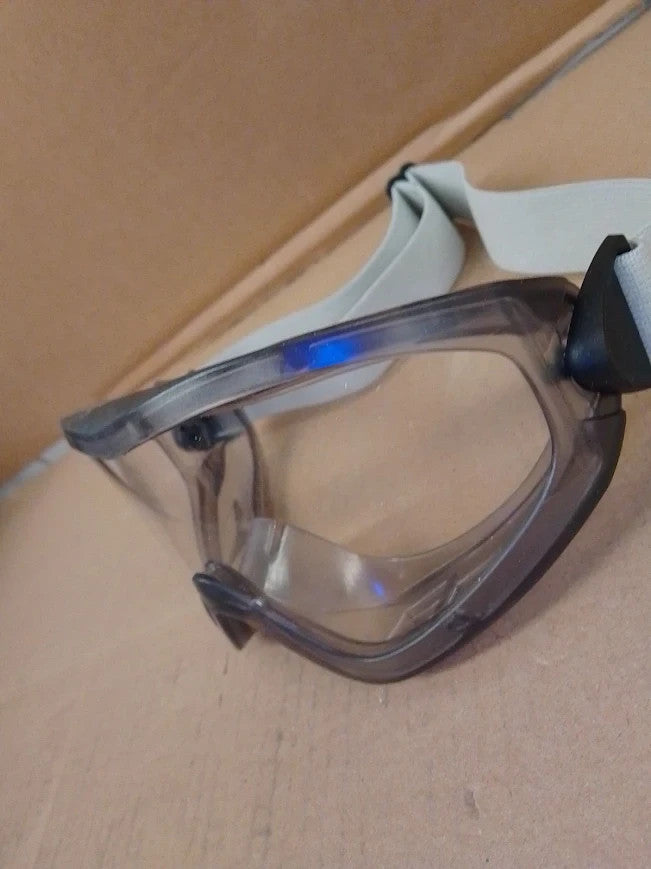 3M 2890SC Full View Safety Goggles Work Involving Electric Tools Spray New