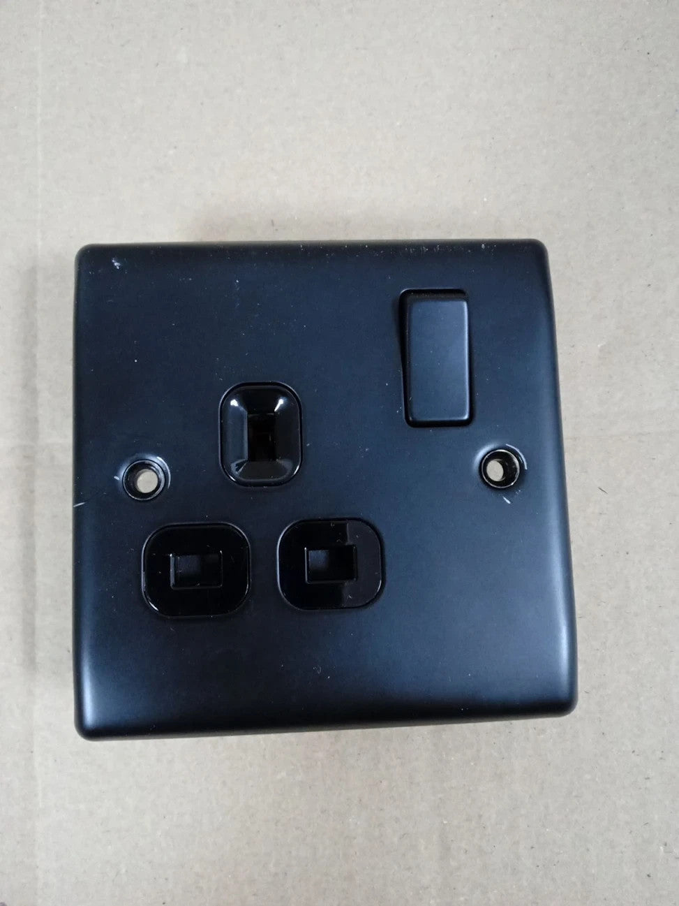 BG Electrical Single Switched Power Plug Nexus Metal Matt Black 13A NFB21B
