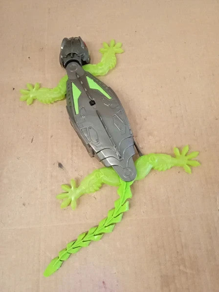 Hex Bots Gecko Remote Controlled Toy USB Rechargeable Climbing Wall 4+