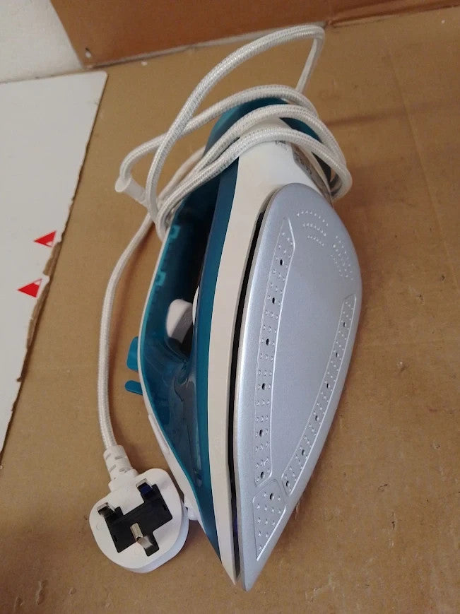 Amazon Basics Steam Iron Nonstick Soleplate 1800W 20g Continuous Steam