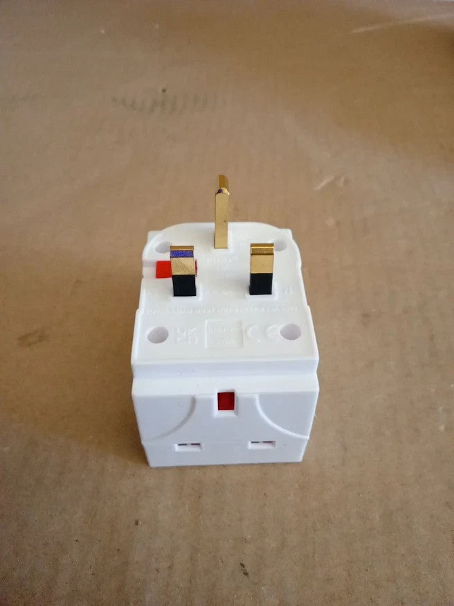 Status 3 Way Multi Plug Adaptor UK 3 Socket Extension Home Office White New
