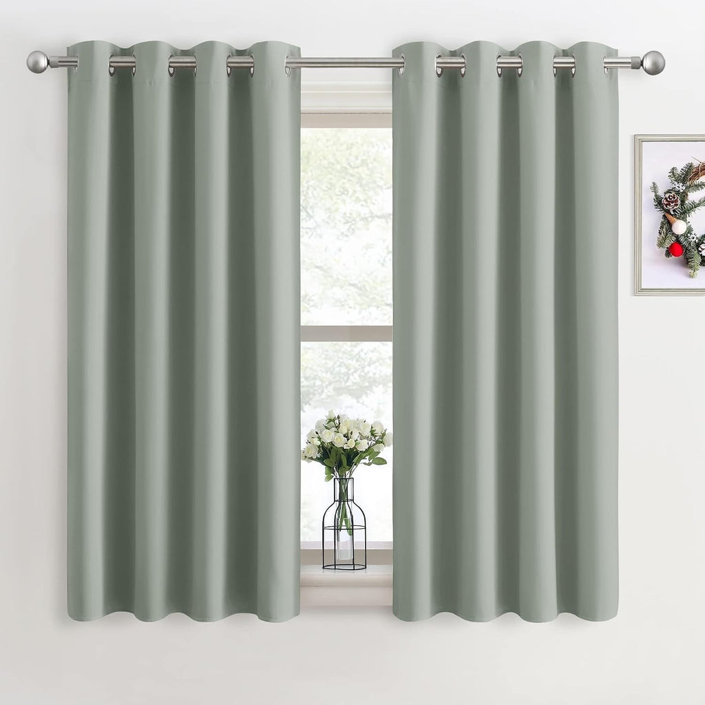 Pony Dance Sage Green Blackout Thermal Insulated Curtains  Bedroom 46x54in New