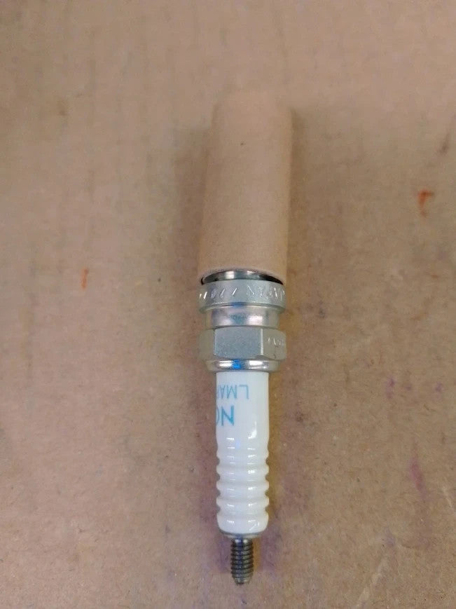 NGK Spark Plug LMAR8A9 YBX 4313 Platinum Motorcycle New