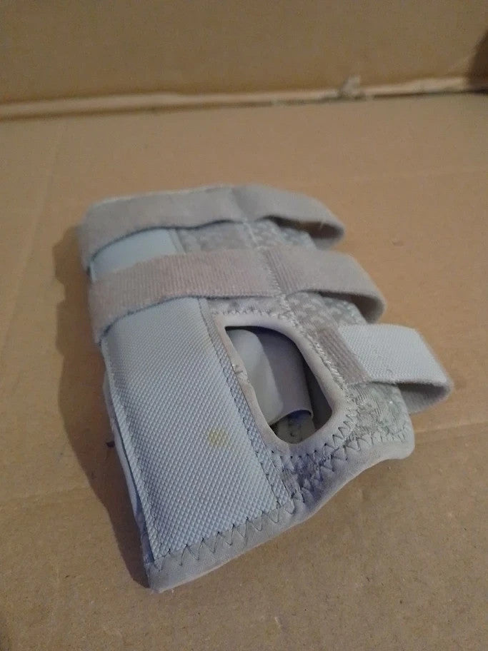Freetoo Lightweight Carpal Tunnel Wrist Supports Right Left Hand Small