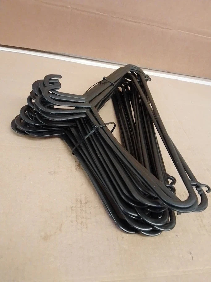 Roe Tenpo Coat Hangers Black Adult Plastic Clothes Hangers Non Slip New