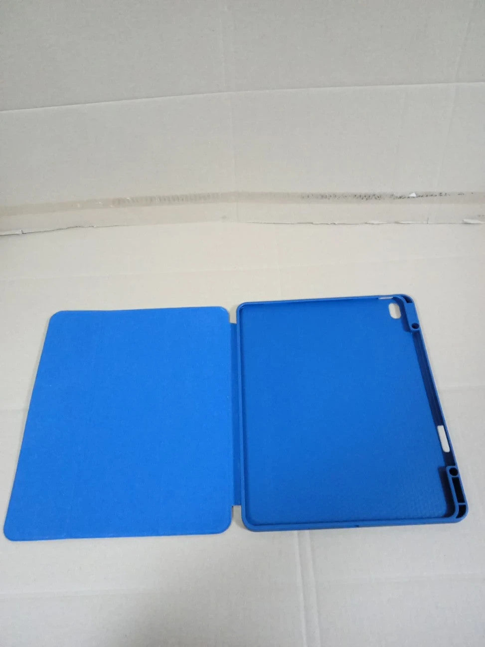Vobafe Case iPad Air 13in M4 M3 M2 2026 2025 2024 Pencil Holder Protective Cover
