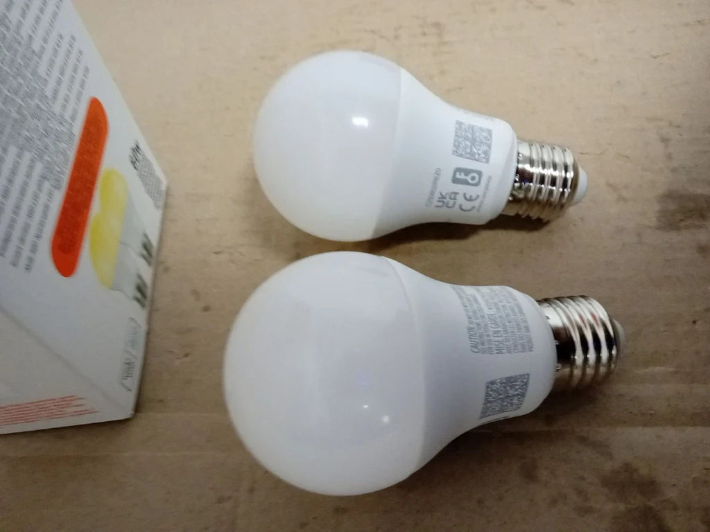 Amazon Basics Smart Dimmable LED Light Bulb E27 Base Soft White New