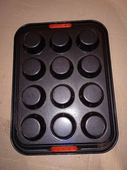 Le Creuset Non Stick Carbon Steel Bakeware 12 Cup Muffin Tray Black 13.5in