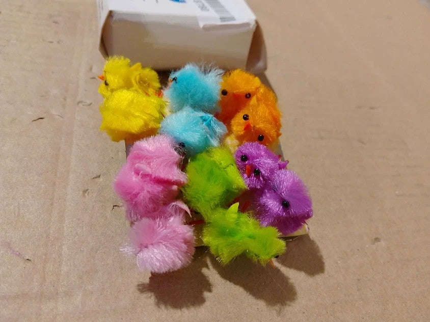 Baker Ross EK237 Easter Coloured Mini Fluffy Chicks Cake Decoration Pack 12 New