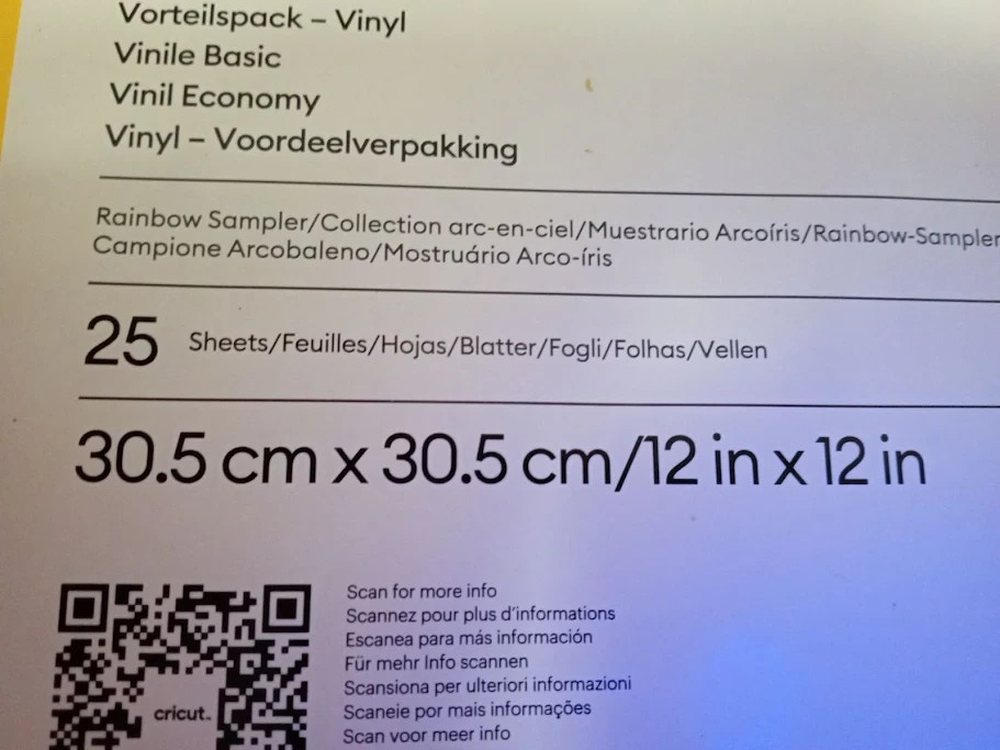 Cricut Permanent Vinyl Pack Of 25 30.5x30.5cm Adhesive Vinyl Sheets New