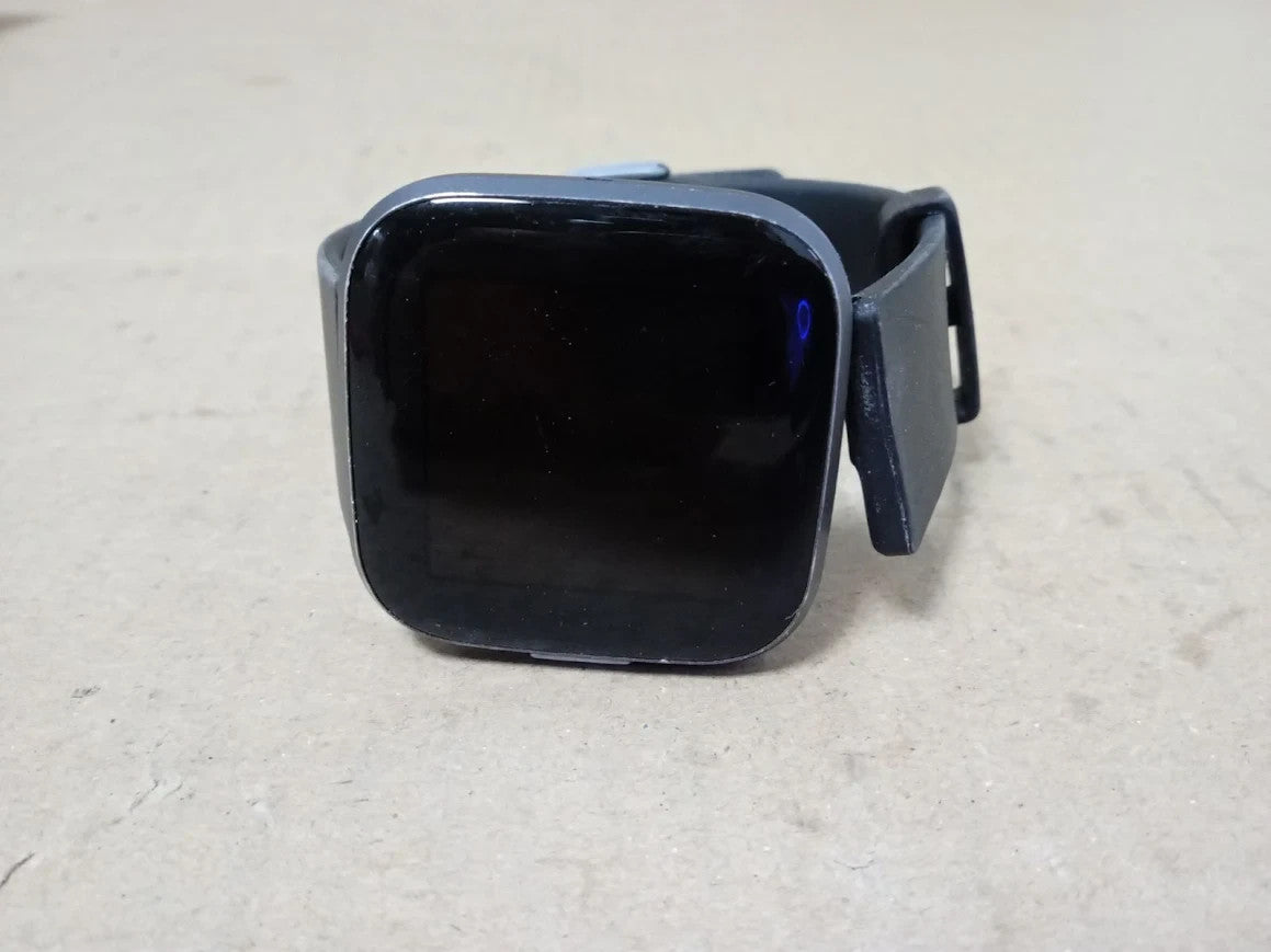 Fitbit Versa 2 Health Fitness Smartwatch Voice Control Sleep Score Music