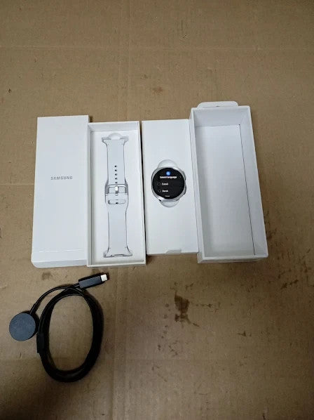 Samsung Galaxy Watch6 Smart Watch Fitness Tracker Bluetooth 40mm Black New
