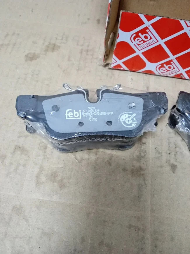 Febi Bilstein 16910 Brake Pad Set 1 Unit Metal Passenger Car New