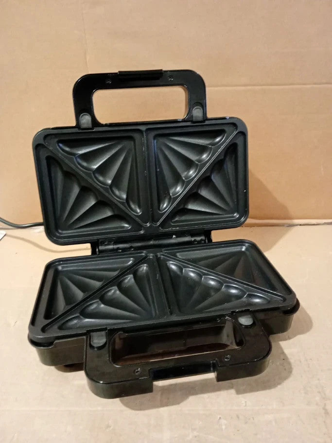 Tower 3 In 1 Deep Filled Snack Maker Non Stick Coated Plate T27032 900W