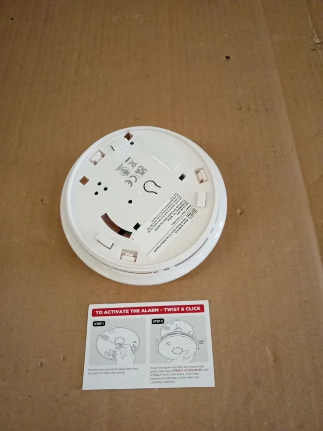 Black+Decker Smoke Alarm Home Battery Powered Easy To Install Detector New
