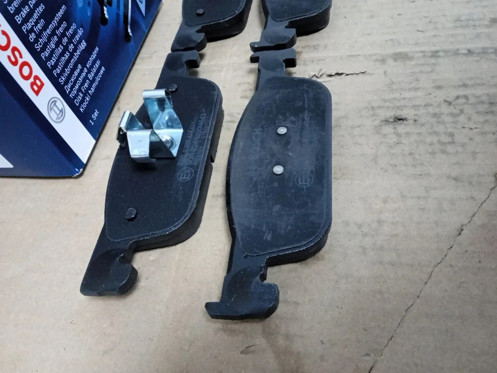 Bosch BP2055 Brake Pads Car Front Axle Bosch Quality Reduced Noise Dust