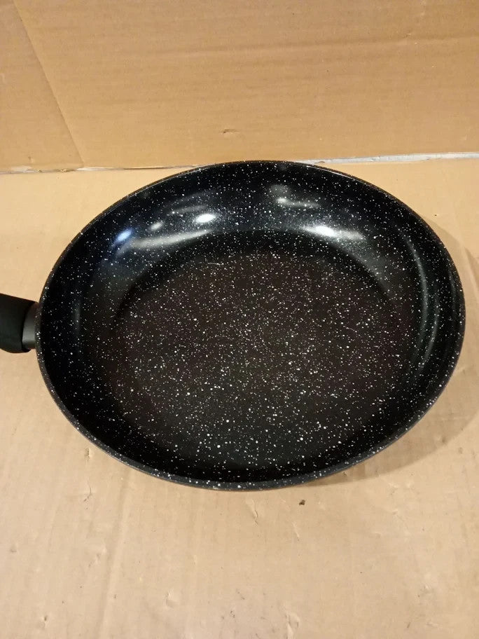 Blackmoor 67080 Classic 28cm Frying Pan Non Stick Coating Cool Touch Handle