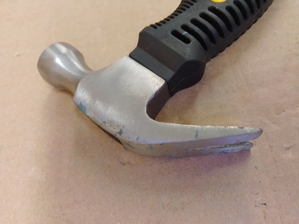 ASelected Stubby Claw Hammer 8oz Mini Camping Hammer Women DIY Home Tent Stakes