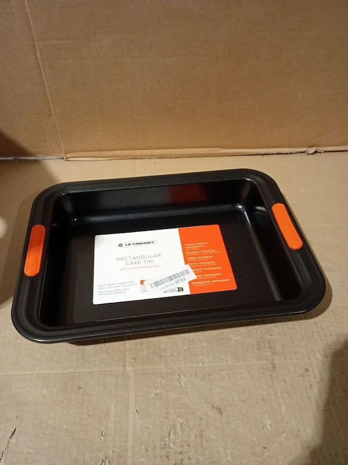 Le Creuset Non Stick Carbon Steel Bakeware Rectangular Cake Tin 28cm Black New