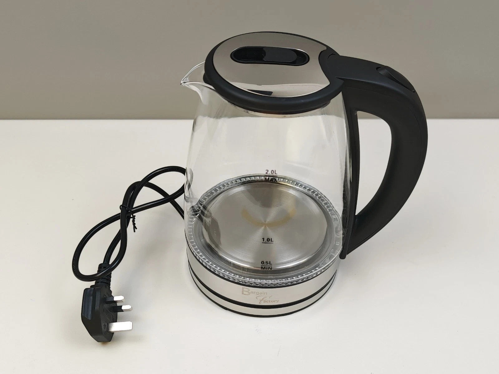 Bargain Factory Electric Kettle Glass 2L 1800W Fast Boil BPA Free Quiet New