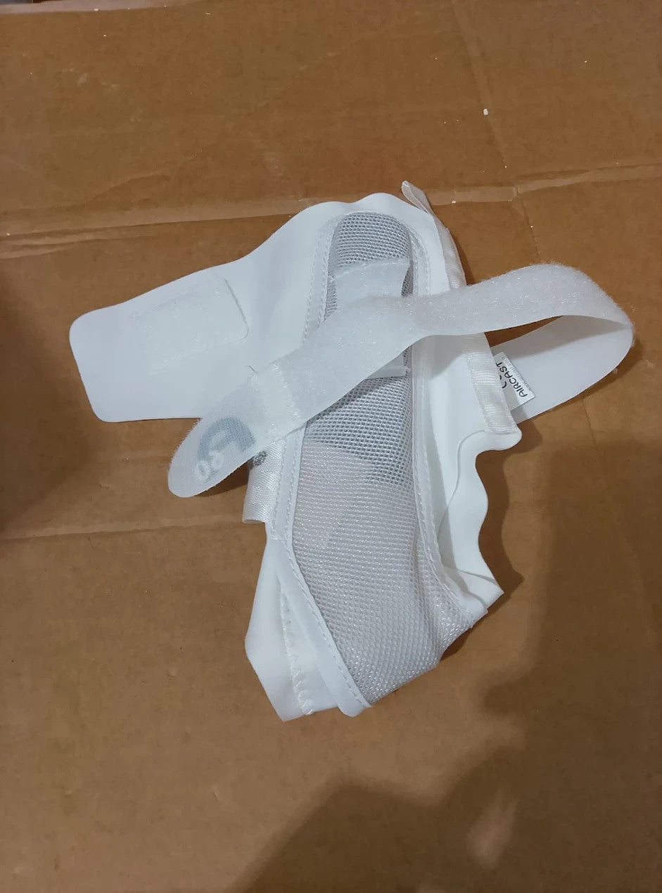 AIRCAST A60 Ankle Support Brace Sprain Chronic Instability Small Left White New