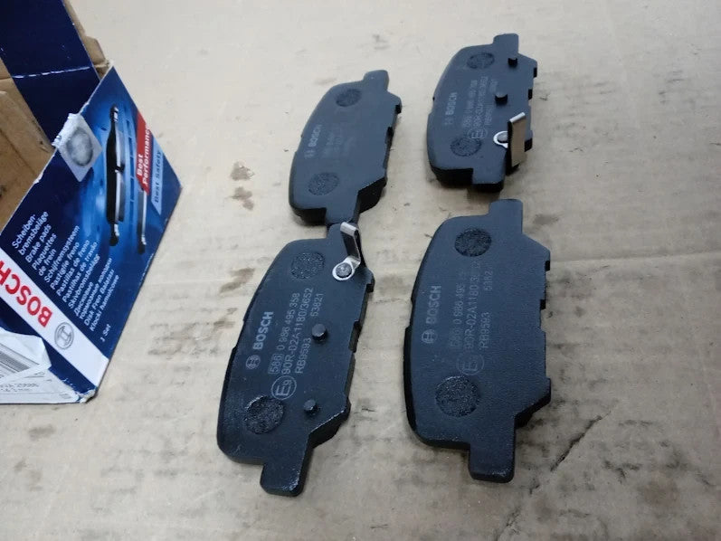 Bosch BP1650 Brake Pads Car Rear Axle Bosch Quality Reduced Noise Dust New