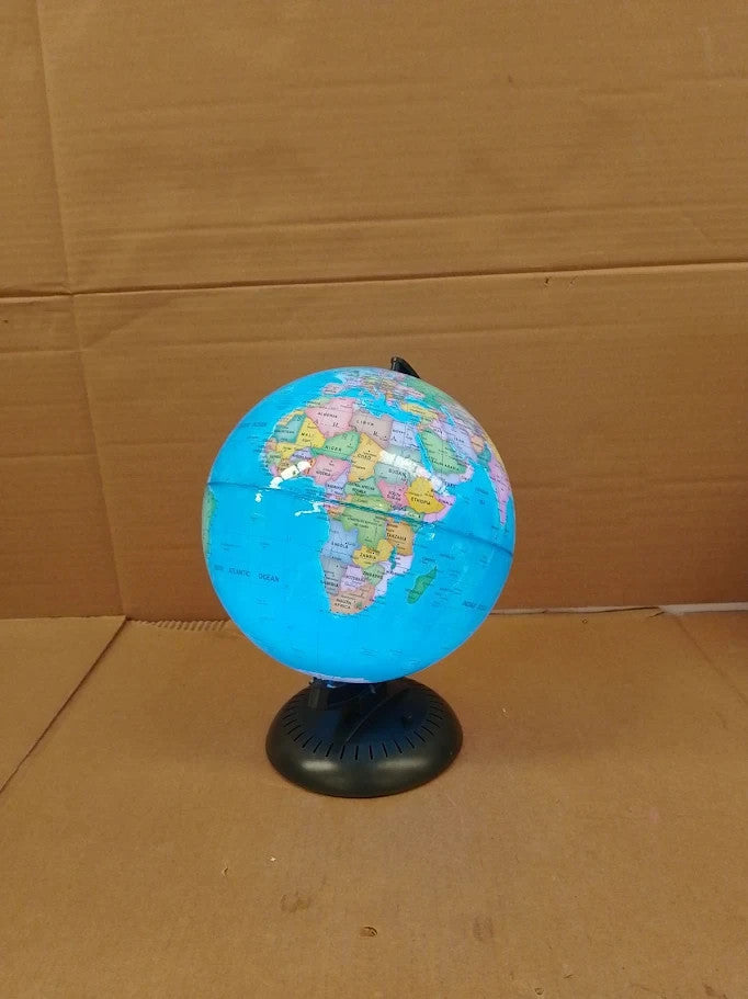 Science Mad Light Up Globe Kids Learn About Planet Earth Fun Features 20cm