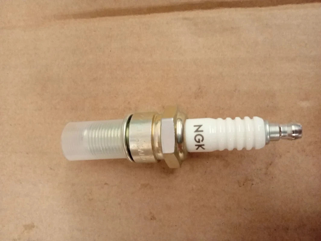 NGK B7HS-10 Spark Plug YBX2129 Standard Copper Core Ignition Plug Durable New