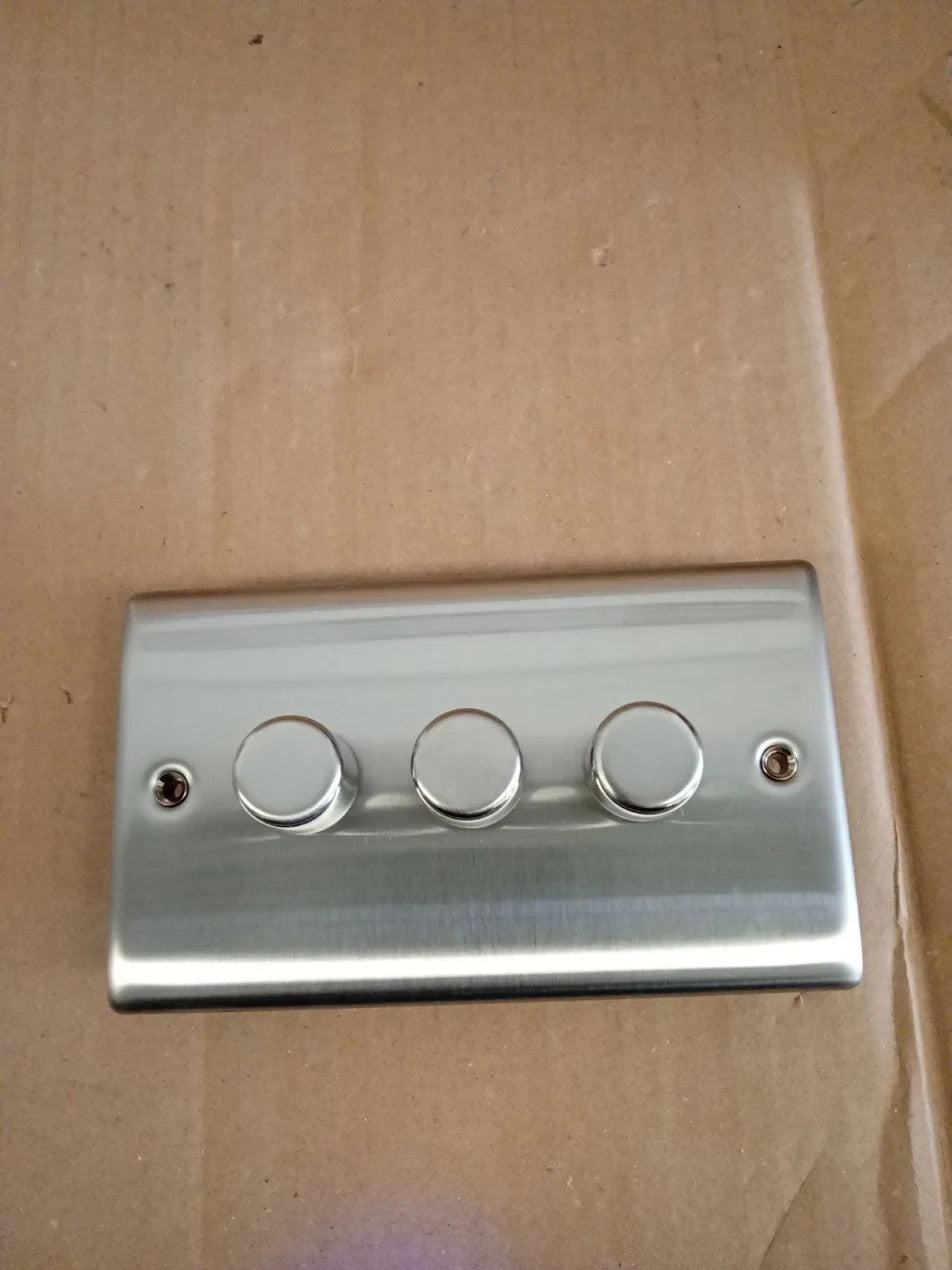 BG Electrical Intelligent Triple Wall Dimmer Switch 2 Way Raised Profile Round