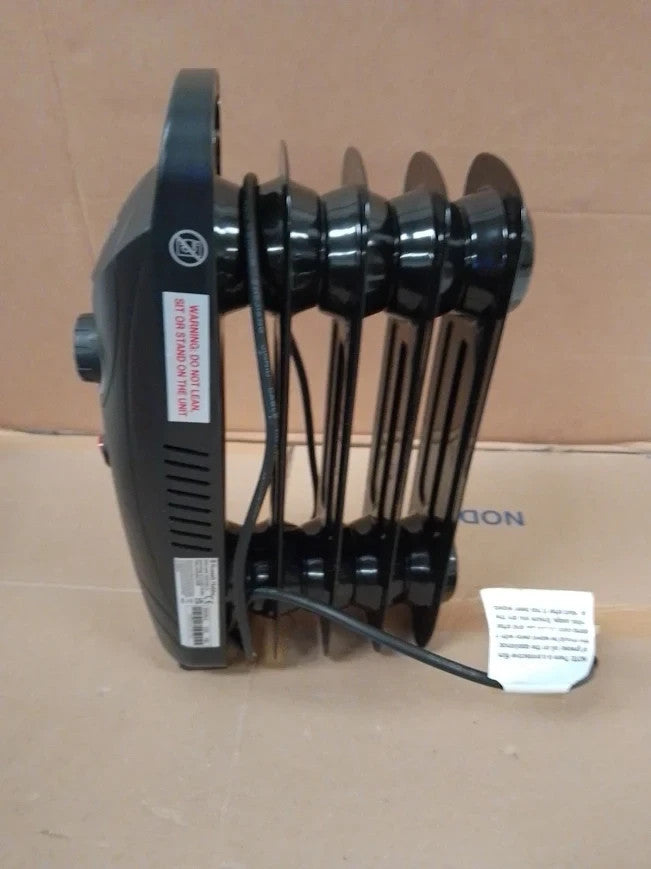 Russell Hobbs 650W Oil Filled Radiator 5 Fin Portable Electric Heater Black