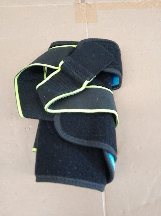Bodyprox Knee Brace Side Stabilizers Patella Gel Pads Support Small/ Medium New