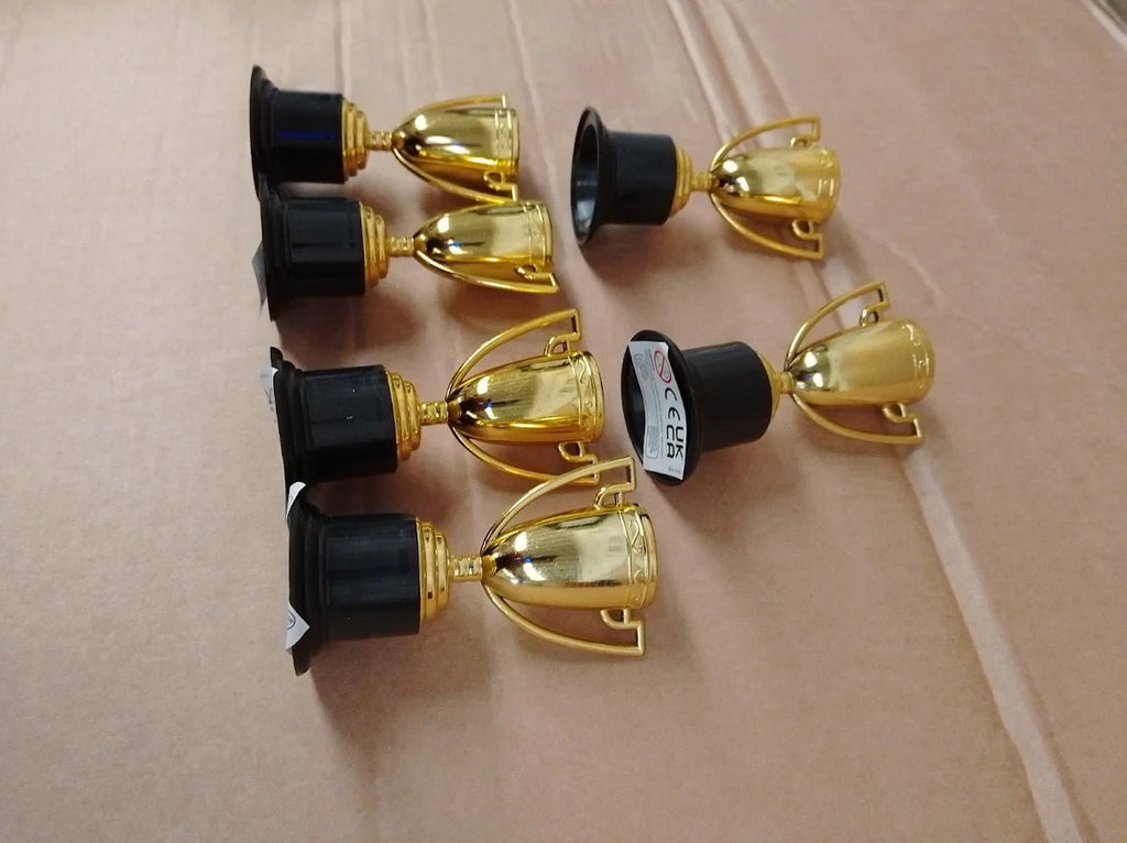 Baker Ross P670 Gold Trophies Kids Party Fillers Small Toys Prizes 5 Pack New