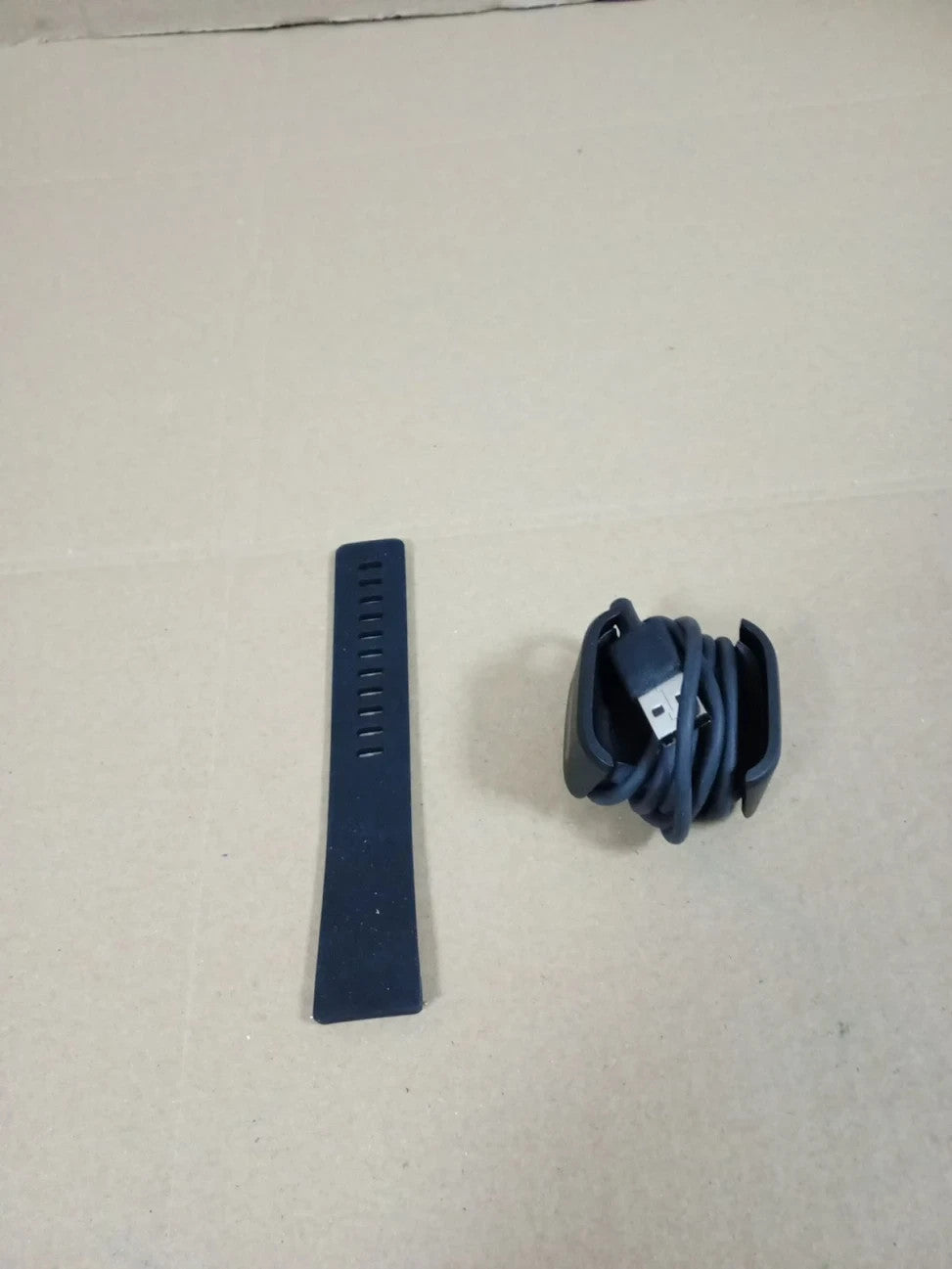 Fitbit Versa 2 Health & Fitness Smartwatch Voice Control Sleep Score & Music