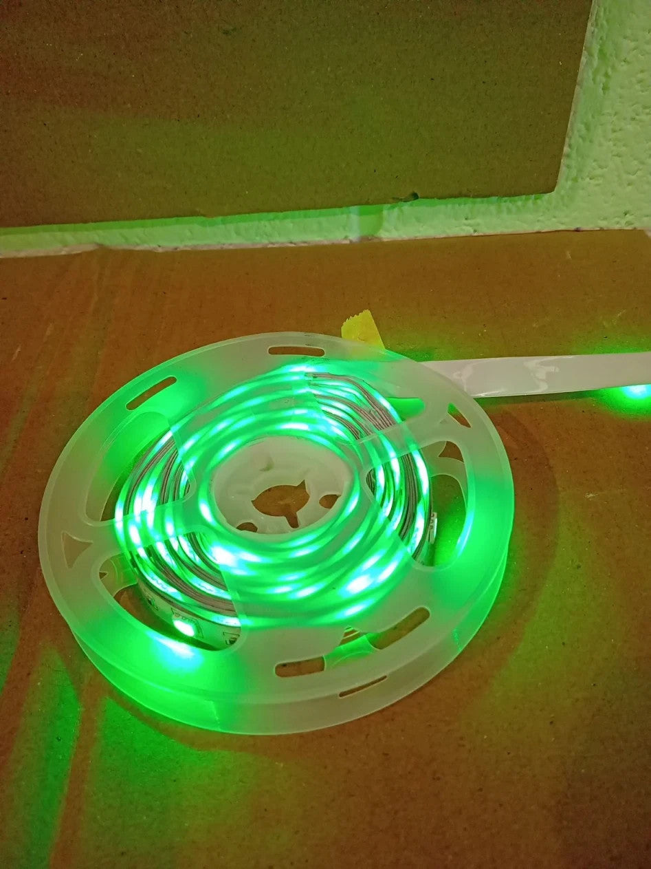 KANTUTOE TV Lights 4m RGB LED Strip Lights 32-55in Music Sync Bluetooth App