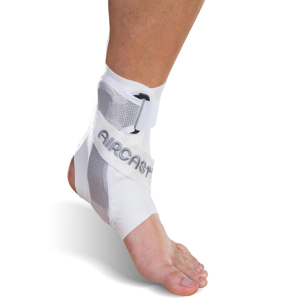 AIRCAST A60 Ankle Support Brace Sprain Chronic Instability Small Left White New