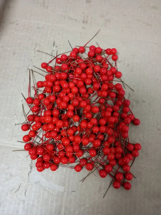 Tuparka Christmas Holly Berries Mini Artificial Berries Decorations Craft