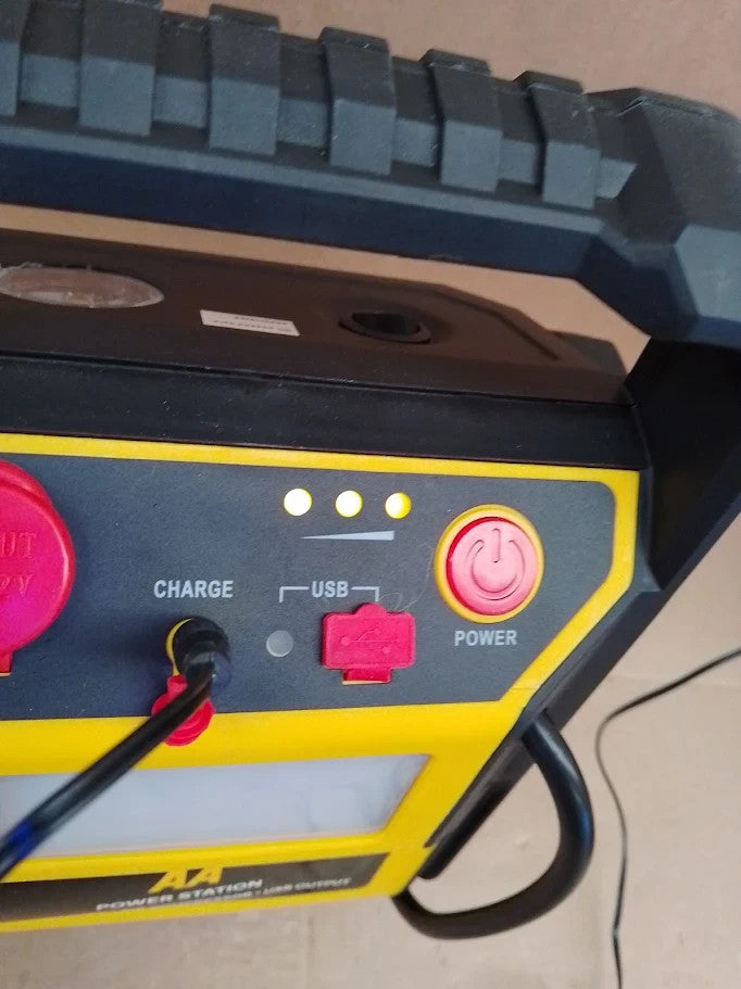 AA Power Station Car Jump Starter Tyre Inflator AA1678 Petrol Vehicles New