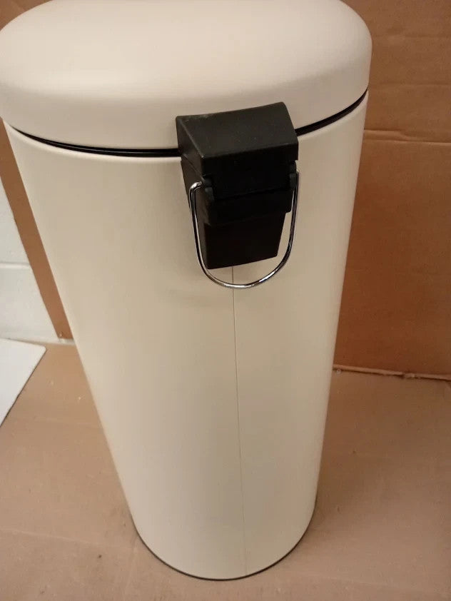 Habitat 30L Round Pedal Bin Carbon Steel Inner Bin Matt Cream 67x29x29cm
