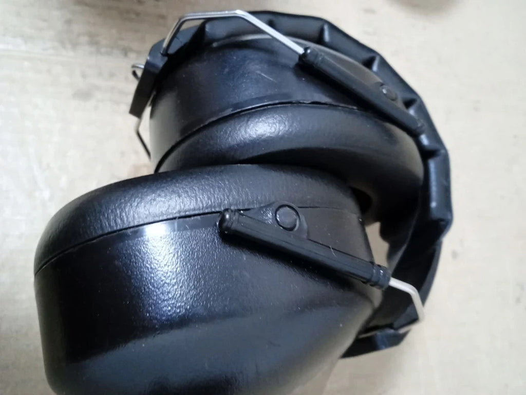 3M 90563E Foldable Earmuffs Soft Cushions Adjustable Headband 94–105 dB Design