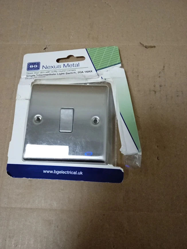 BG Electrical Single Intermediate Wall Light Switch Raised Slim Profile Round