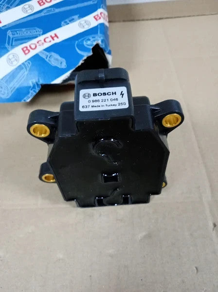 Bosch 0986221046 High Quality Reliable Highly Efficient Ignition Coil New