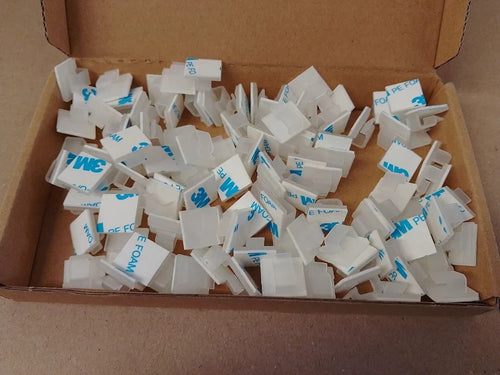 100pcs Self Adhesive Flat Cable Clips Clear White 1.45x1.58x0.1cm New
