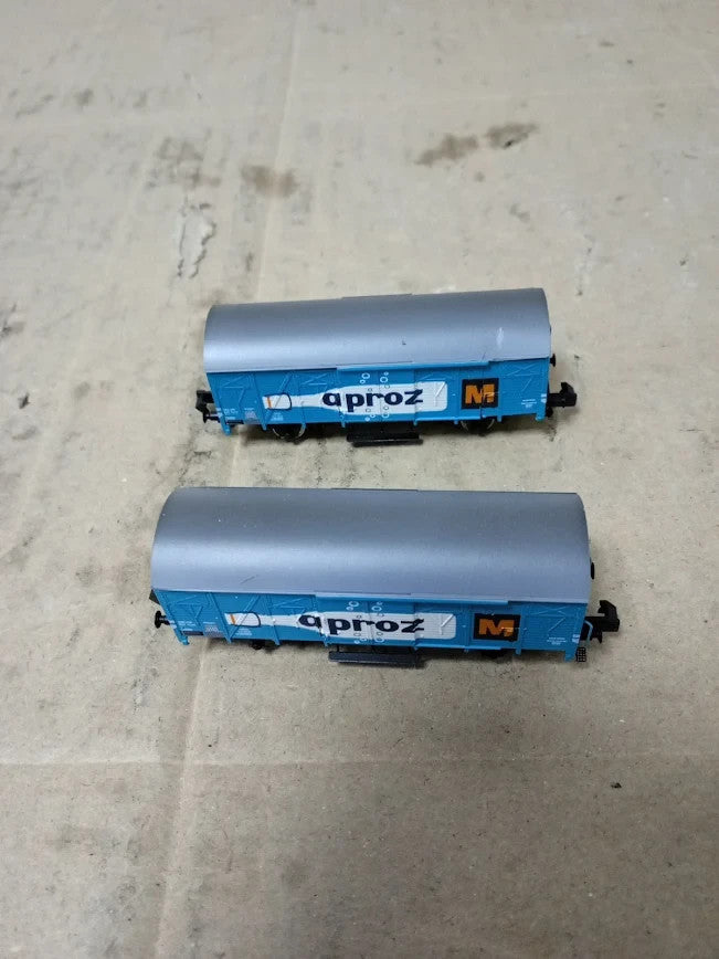 Arnold HN6683 SBB 2 Unit Pack Axle Closed Wagon Type Gs APROZ Blue 5+